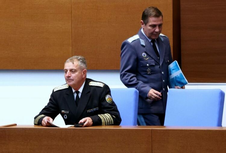 Даваме ракети С-300 и патрони на Киев, решиха депутатите