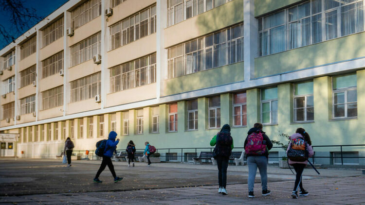 Училищните директори ще имат достъп до регистър на наркоразпространителите