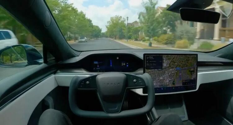 Tesla публикува ново видео на новата версия на Full Self-Driving 
