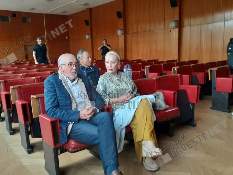 Отложиха рестарта на делото за катастрофата от 2019 г. с участието на Лютви Местан, при която загина бебе
