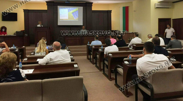Насрочиха първите заседания на общинските съвети в Хасковско