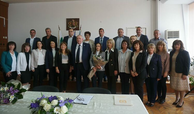 Общинските съветници и кметовете в четири общини положиха клетва