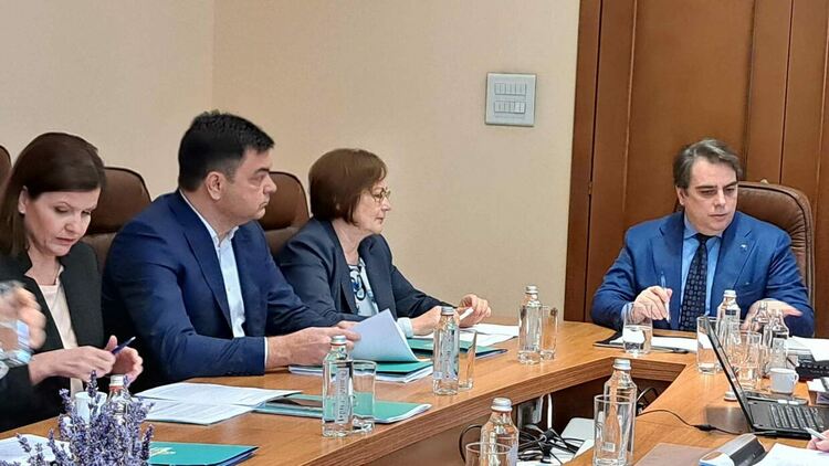 Среща между сдружението на общините и министъра на финансите Асен Василев