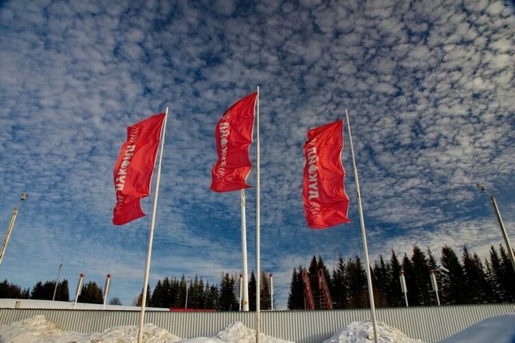 „Лукойл“ потвърди, че обмисля продажба на нефтохима