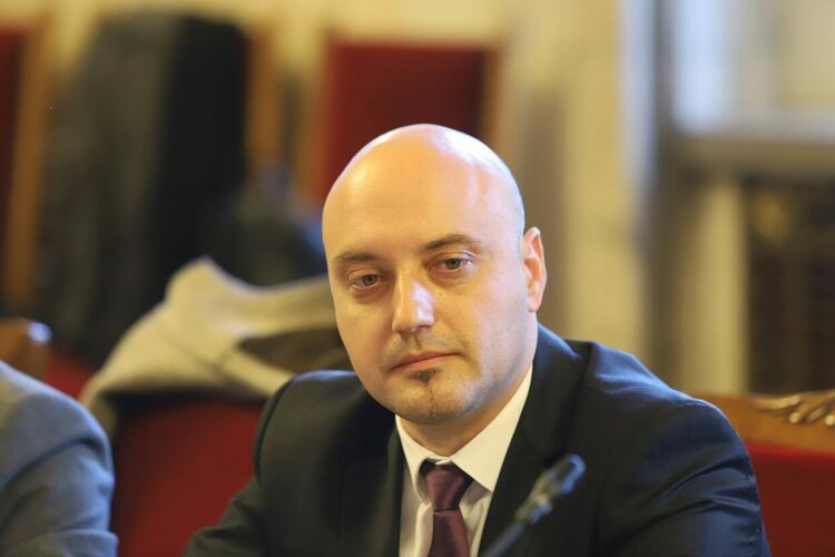 Атанас Славов: Новите редакции за промените в Конституцията са по-добри от първоначалните