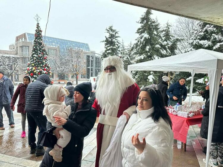 Проведе се традиционният Коледен базар в Първомай