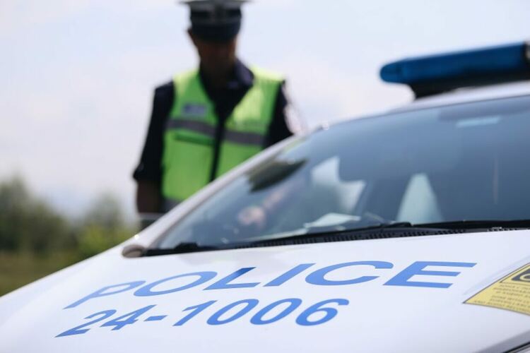 Кражба от православен храм е извършена в Брезник, съобщиха от полицията