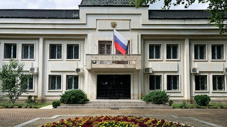 Изгоненият руски дипломатически персонал е „опоскал“ сградата на генералното консулство в Русе