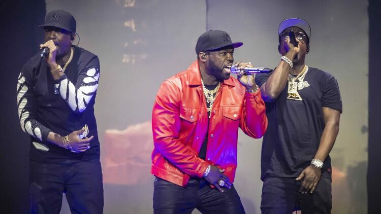 Съдят 50 Cent, защото хвърлил микрофон в лицето на жена
