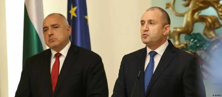 Започна голямото предизборно прегрупиране. Какво се вижда?