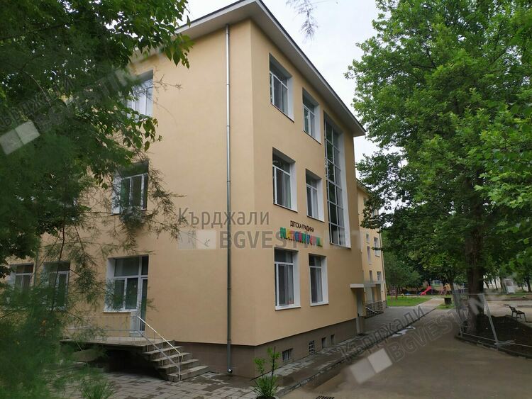 Съдебните саги в детска градина „Максим Горки”в Кърджали продължават, съдът възстанови уволнената председателка на КНСБ