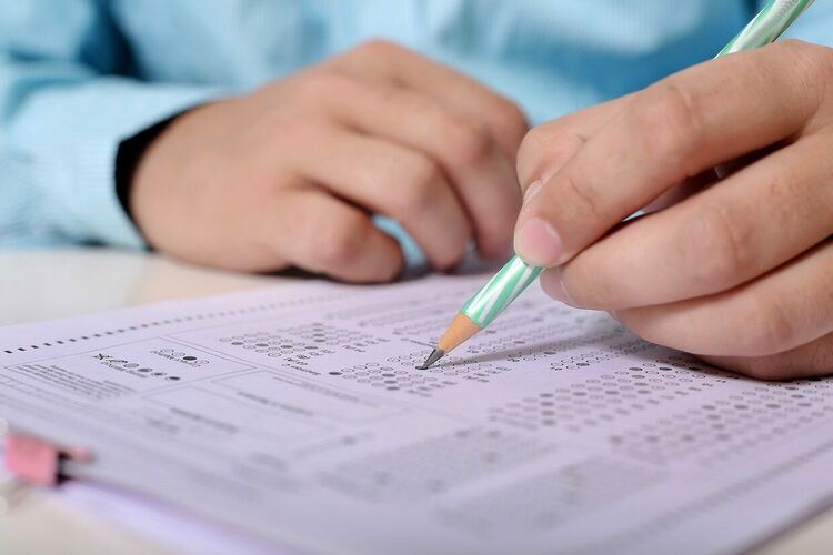 963 четвъртокласници се явиха на национално външно оценяване по математика в Кърджалийска област,57 пропуснаха изпита