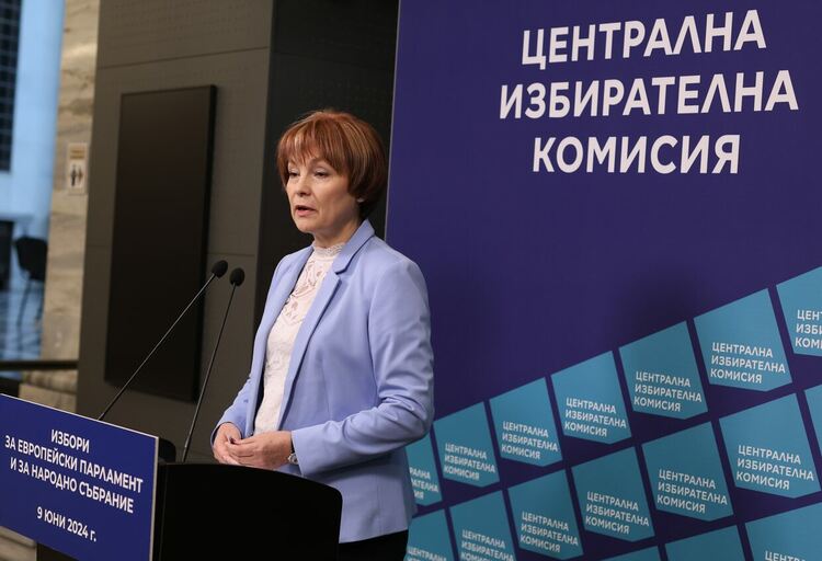  ЦИК: Кандидатите за народни представители са 6100, за евродепутати - 418