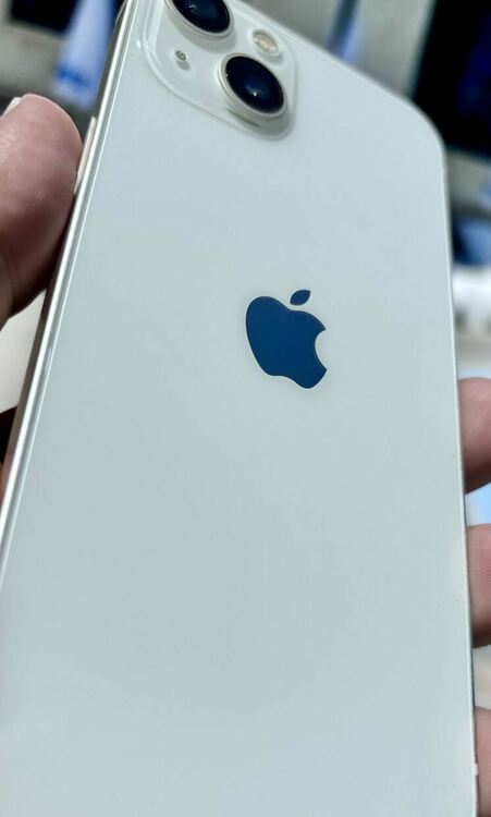 Apple предупреди собствениците на айфони за хакерски атаки