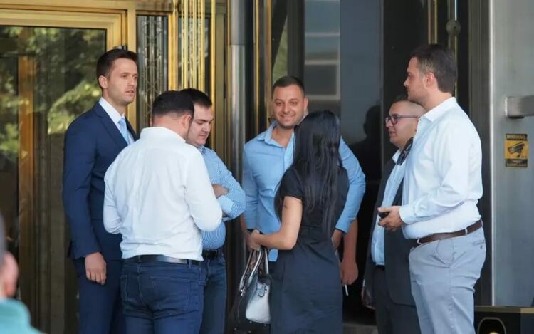Поддръжници на Доган от цялата страна се събраха на среща 