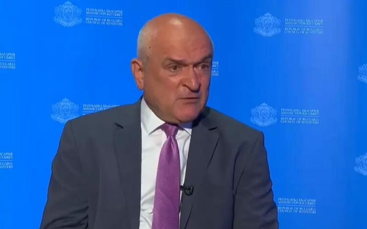 Главчев призна за обаждания по телефона за кадруване на по-ниски позиции