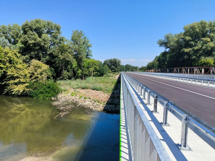 Финансови неуредици с АПИ бавят откриването на новия мост над Марица