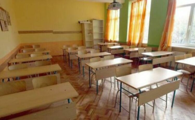 МОН промени графика за ваканциите за 2024/25 - вижте новите дати