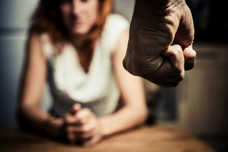 Ширин Ходжева: На всеки две седмици имаме убита жена в условията на домашно насилие
