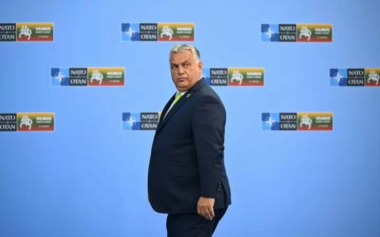 Орбан обвини фон дер Лайен, че иска да го свали от власт