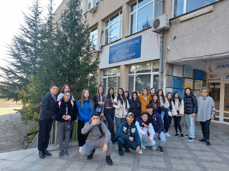 Златаровци пътуваха по  НП „България – образователни маршрути“