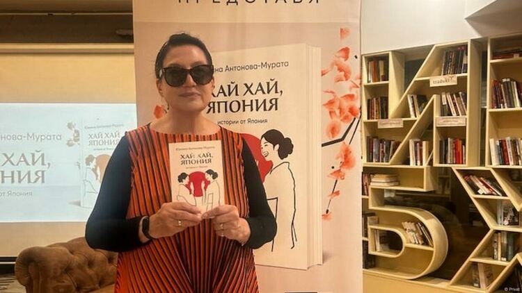 Българка събра своите японски истории в книга