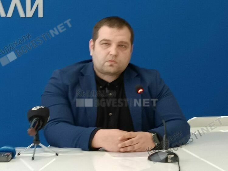 От „Възраждане“ с предложения до общината за създаване на химн на града, поставяне на паметник и изграждане на зоопарк