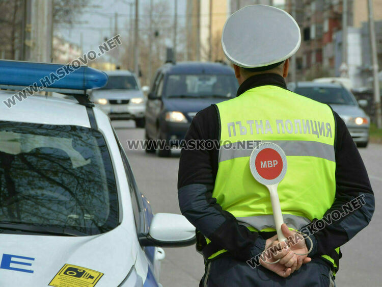 Задържаха пиян водач в Хасково и дрогиран в Димитровград