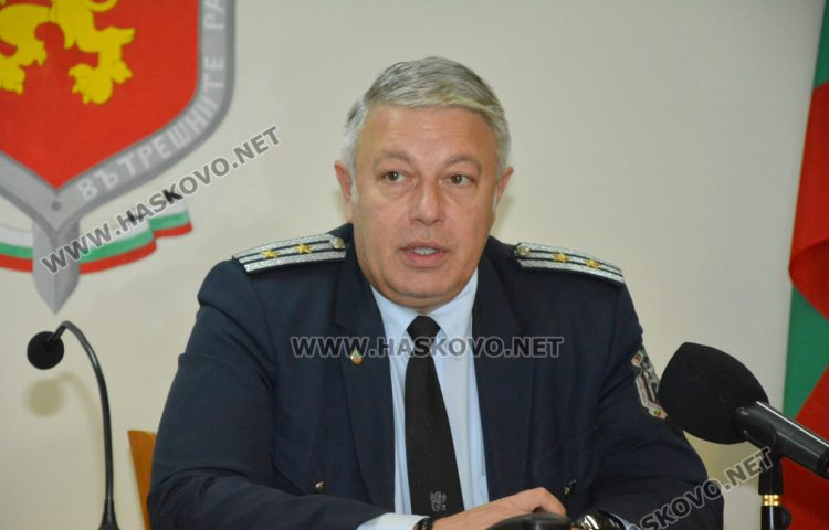 14 коли са спрени от движение в акция „Зима“ в Хасковско, глобиха 97 пешеходци