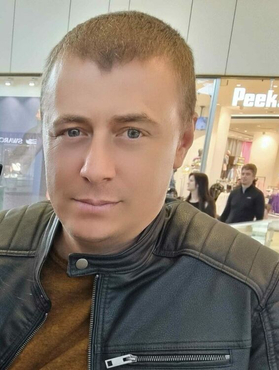 Ардинчанин благодари на изселника от Джебел Яшар Йозгюр, който намери и върна изгубеното му портмоне