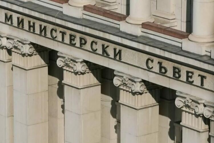 Ще има ли редовен кабинет? Доганистите искат гаранции срещу Пеевски