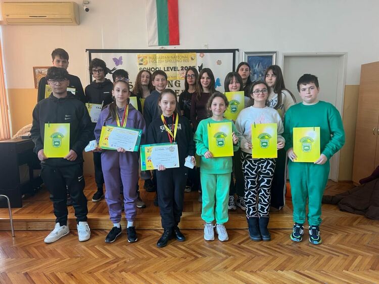 Габриела Ангелова е шампионът на ОУ Алеко Константинов в състезанието Spelling Bee