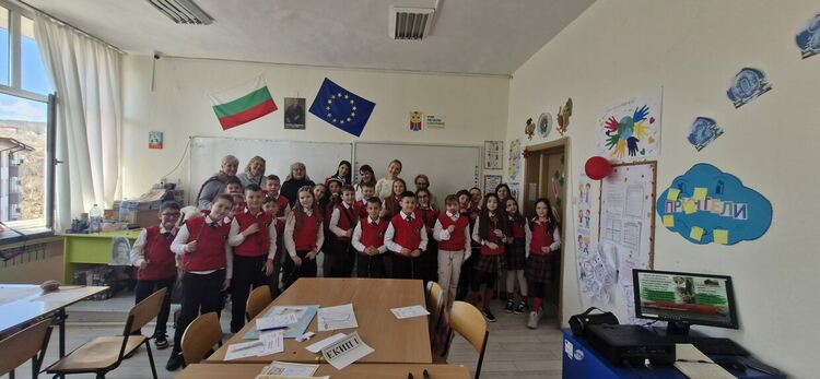 Учители от Полша на посещение в "Славейков" 