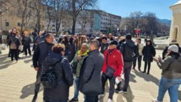 Мерки в Перник след напрежението заради роми: Монтират камери, а нарушителите ще бъдат наказвани
