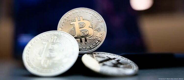 Как Северна Корея краде биткойни и други криптовалути
