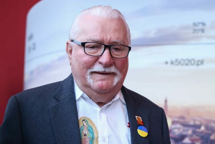 Лех Валенса: Това не е моята страна! Сбогом, Полша!