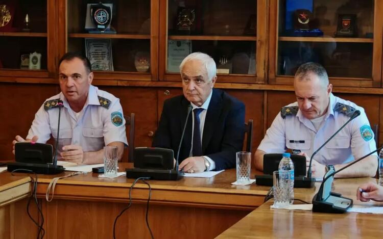 Армията иска да купи 3 самолета „Спартан“ срещу пожари за над 400 млн. лева