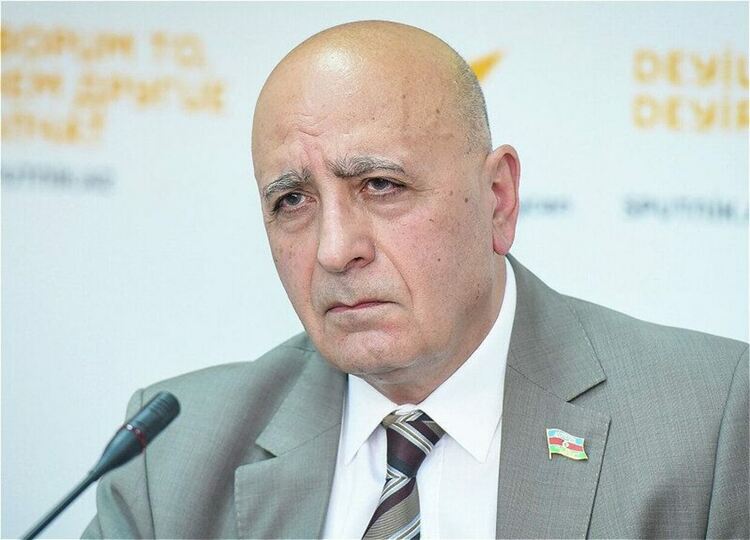 Азербайджански депутат: Нападне ли ни Русия, армията ѝ ще стане на парчета