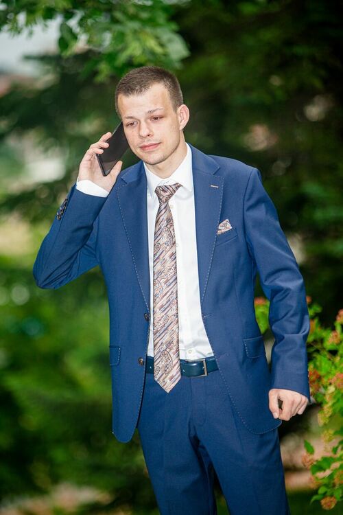 Зов за помощ: 19-годишен от Хасково се нуждае от животоспасяваща операция