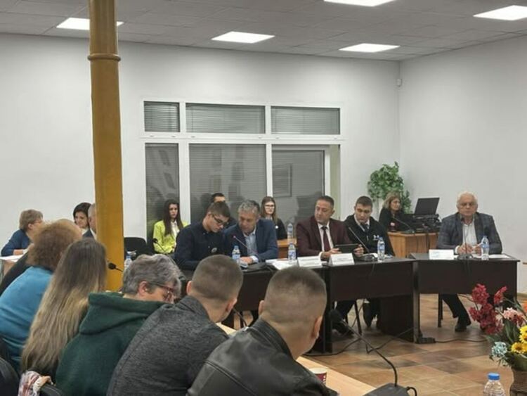 Общински съвет – Радомир присъди посмъртно Почетния знак на общината и Почетна грамота на младия писател Иво Ивов Христов