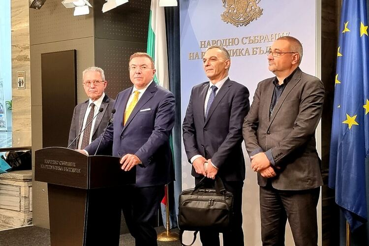 „Новото начало“ влизат в управлението през коалиционния съвет 