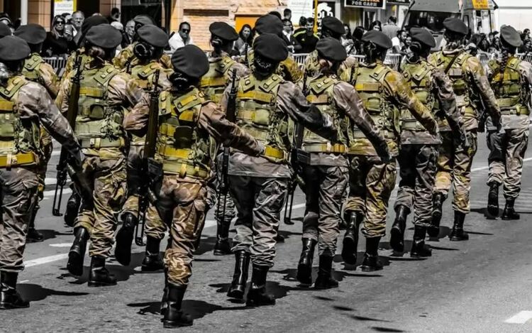 Гърция въвежда доброволна военна служба за жени от 2026 г.