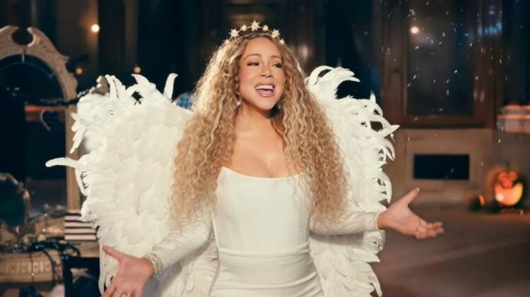 Mariah Carey откри коледния сезон с реклама