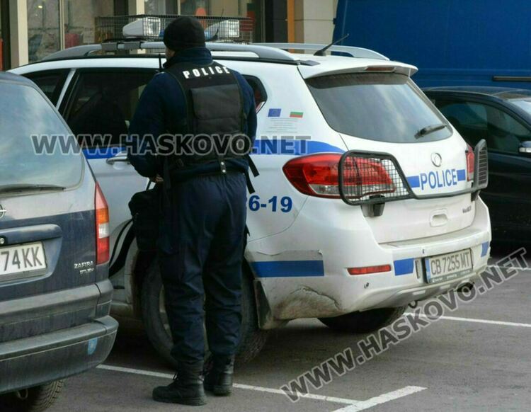 Задържаха мъж от Хасково с общо 56 грама марихуана 