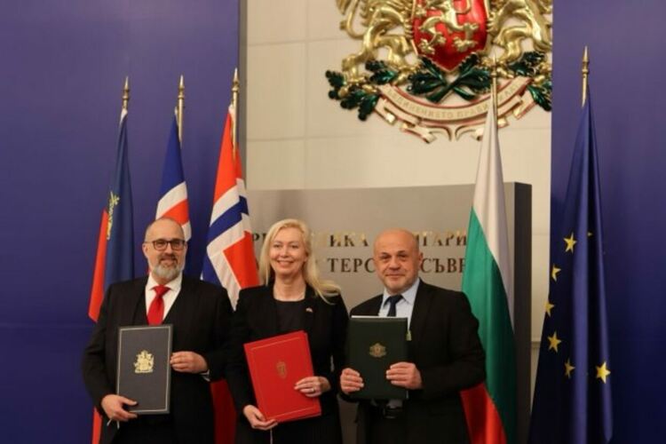 България получи 260 млн. евро за свиване на социално-икономическите неравенства