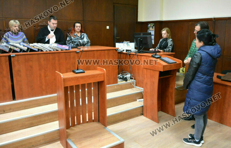 Нов фалстарт по делото за присвояване срещу бивша общинска служителка заради отвод на съдия