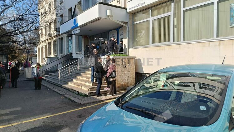 Ще има кратки прекъсвания в работата на банкоматите в Новогодишната нощ