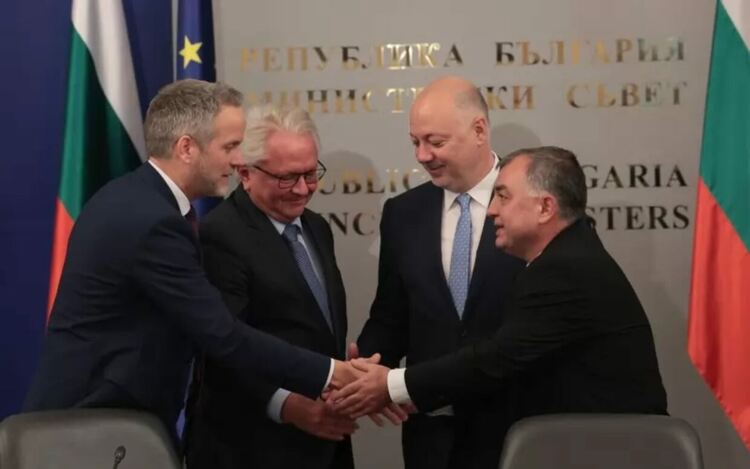 Кабинетът в оставка наля 83 млн. лв. в капитала на 2 държавни фирми
