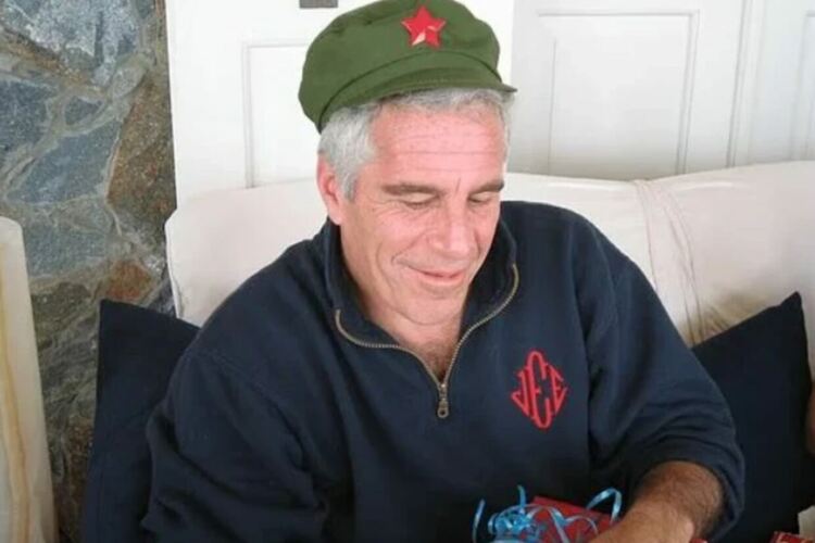Епстийн е имал връзки с руската ФСБ, доклад на ФБР го сочи като „управляващ състоянието на Путин“