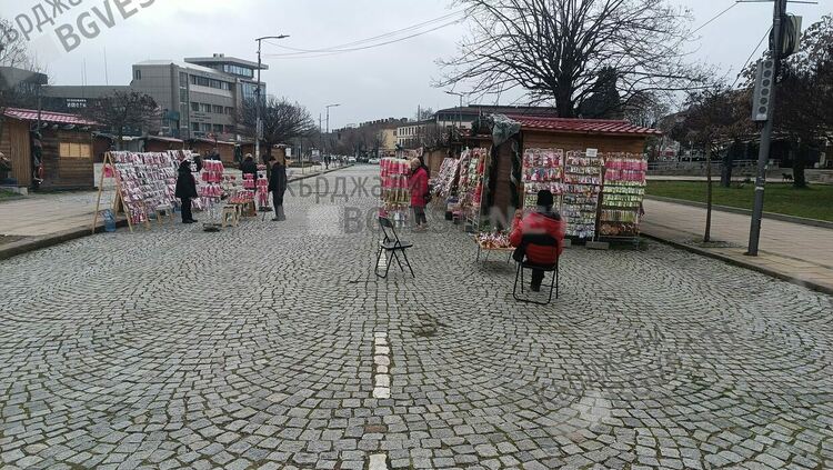 30 евро на кв.м.плащат търговците в Базара за мартеници, за втора година той е в Коледното градче